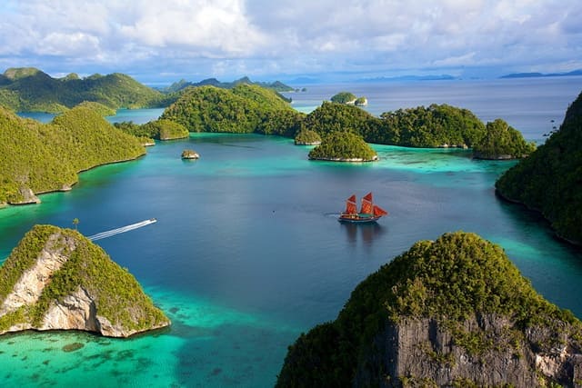 Туры в Индонезию экскурсионные туры + отдых на Бали, Бинтан, Ломбок