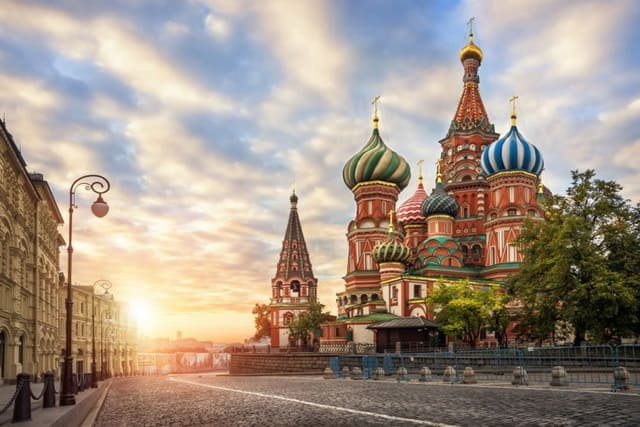 Выгодные цены на туры по Москве и Московской области