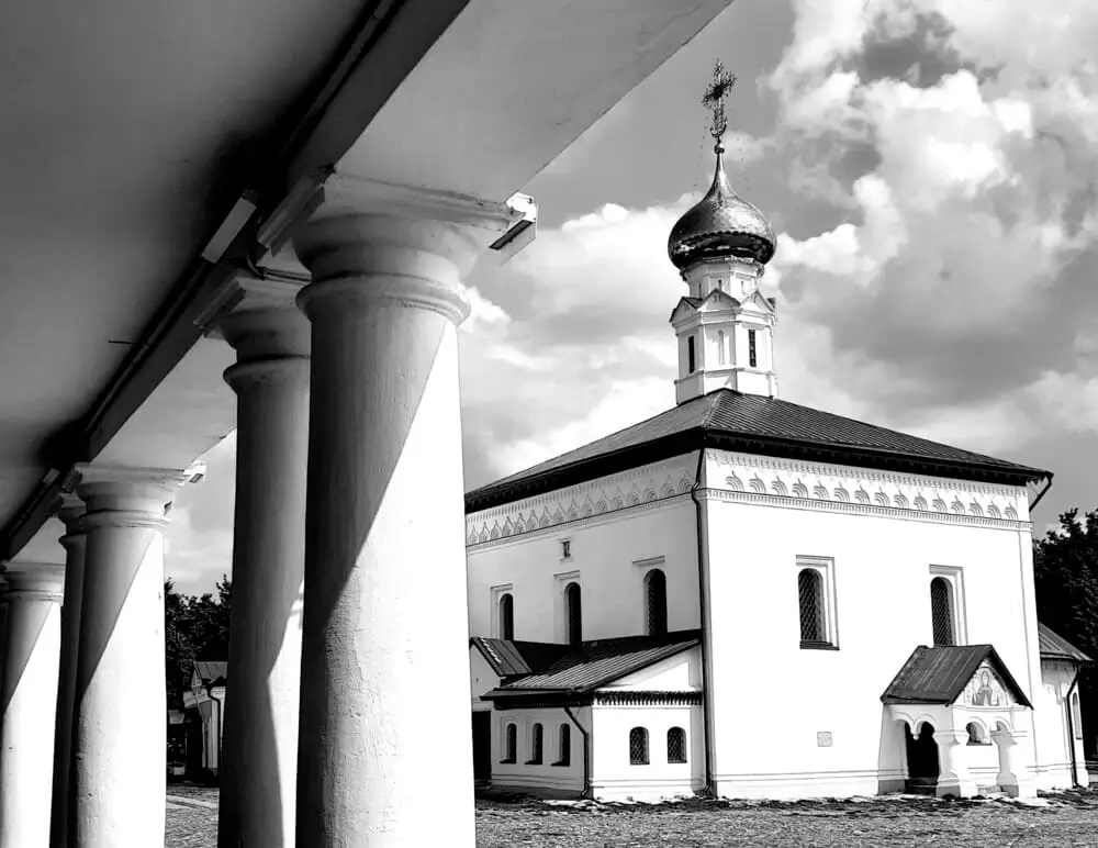 Церковь Воскресения Христова в Суздале